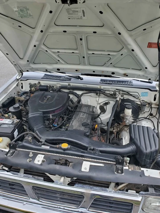 1997 Nissan Frontier 1st Gen - Image 13 of 16