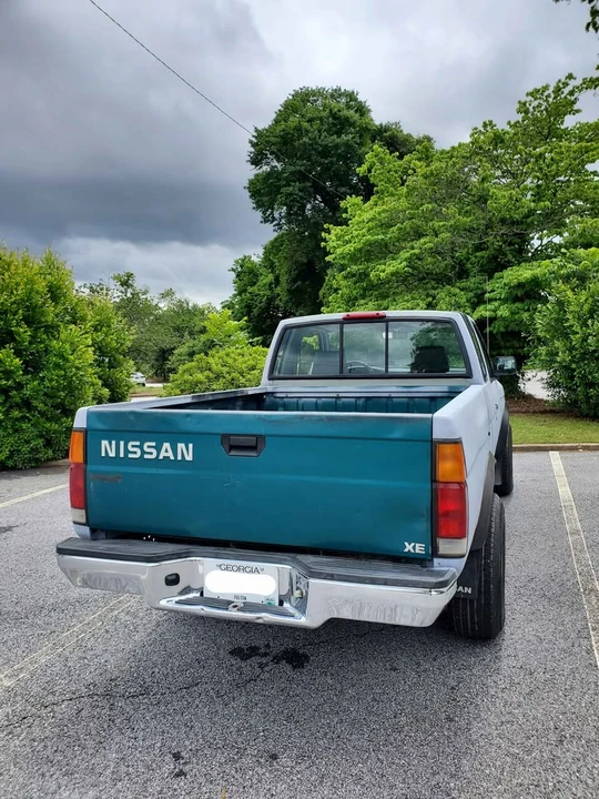 1997 Nissan Frontier 1st Gen - Image 4 of 16