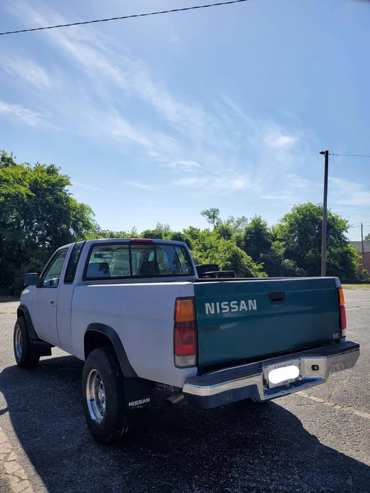 1997 Nissan Frontier 1st Gen - Image 5 of 16