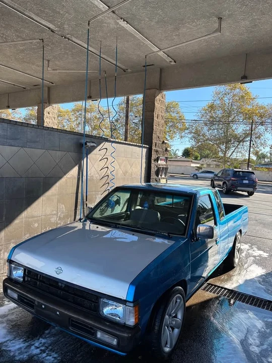 1997 Nissan Frontier 1st Gen - Image 3 of 7