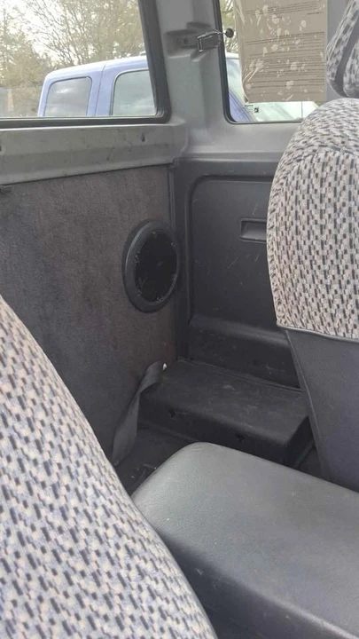 1997 Nissan Frontier 1st Gen - Image 7 of 10