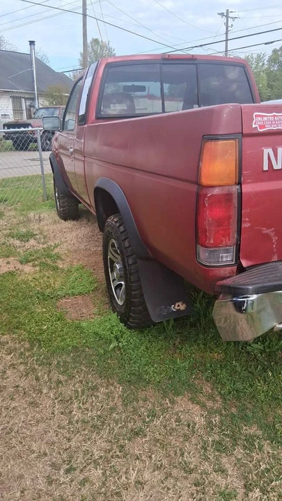 1997 Nissan Frontier 1st Gen - Image 10 of 10