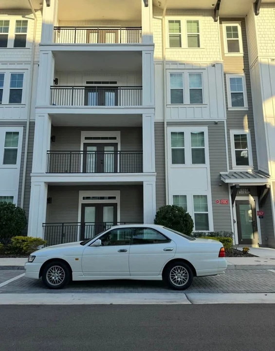 1997 Nissan Laurel 8th Gen - Image 4 of 4