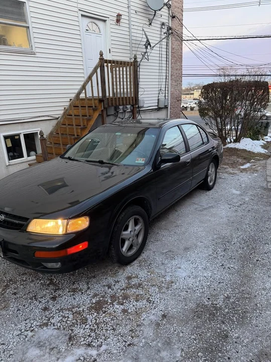1997 Nissan Maxima 4th Gen - Image 4 of 5
