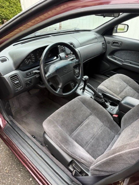 1997 Nissan Maxima 4th Gen - Image 9 of 14