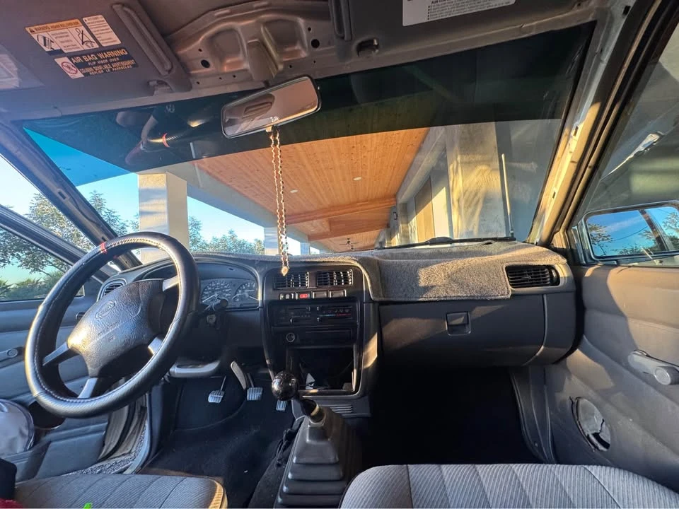 1997 Nissan Frontier 1st Gen - Image 9 of 9