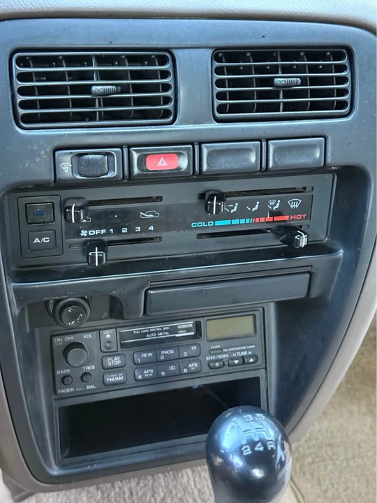 1997 Nissan Frontier 1st Gen - Image 10 of 10