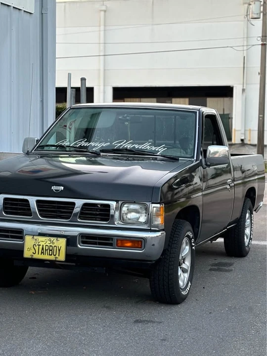1997 Nissan Frontier 1st Gen - Image 5 of 11