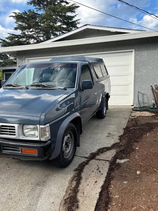 1997 Nissan Frontier 1st Gen - Image 2 of 11
