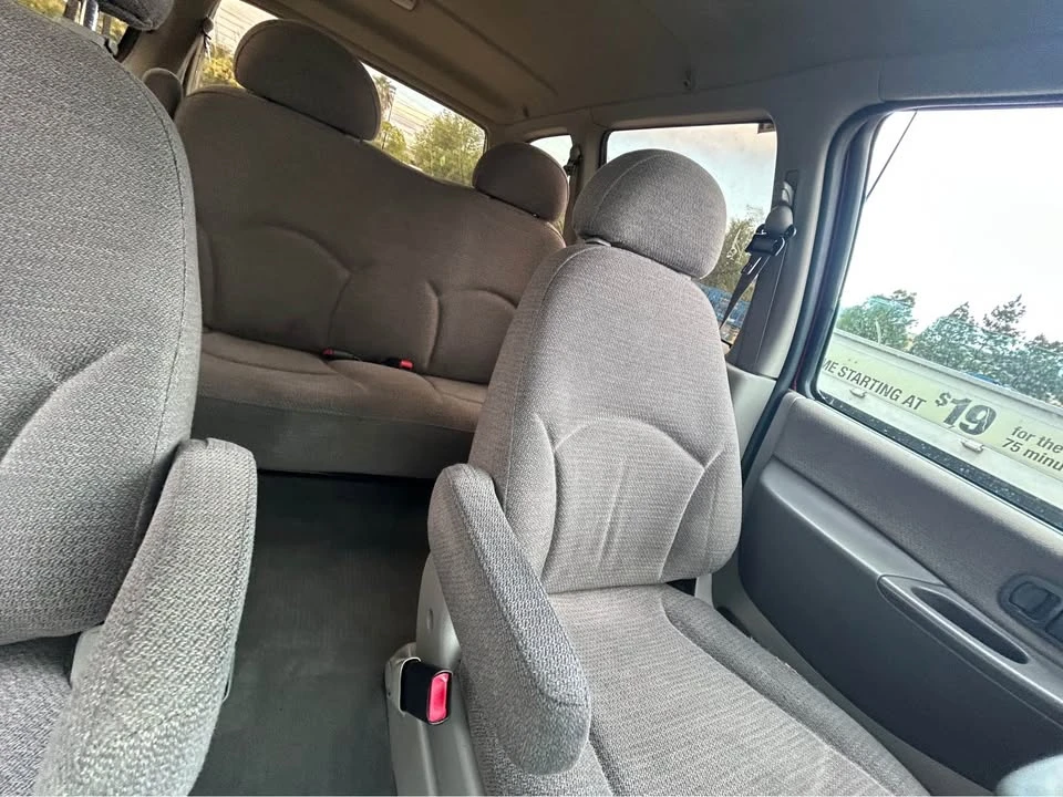 1997 Nissan Quest - Image 7 of 9