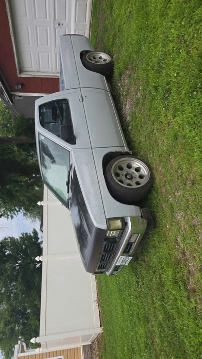1997 Nissan Frontier 1st Gen - Image 3 of 6