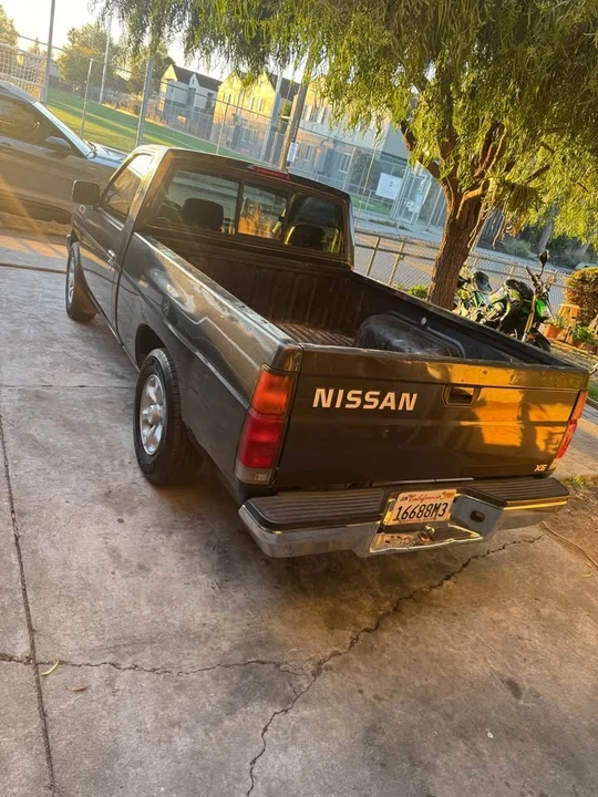 1997 Nissan Frontier 1st Gen - Image 3 of 7