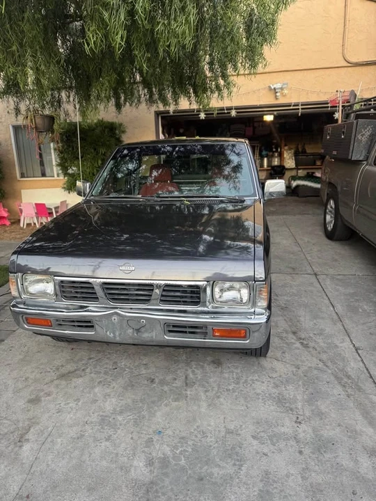 1997 Nissan Frontier 1st Gen - Image 4 of 7