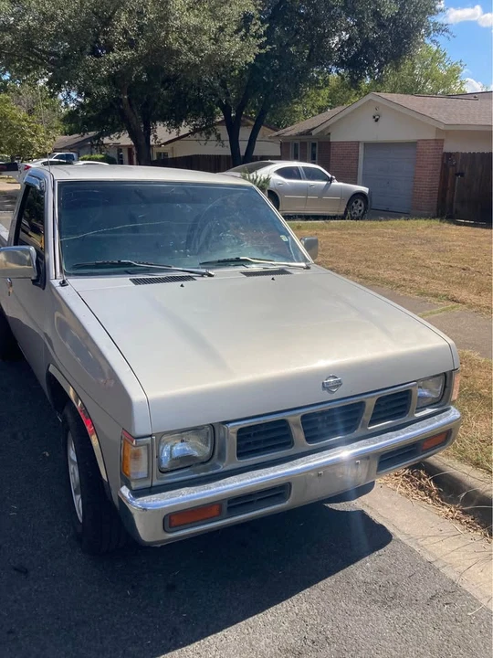1997 Nissan Frontier 1st Gen - Image 5 of 6