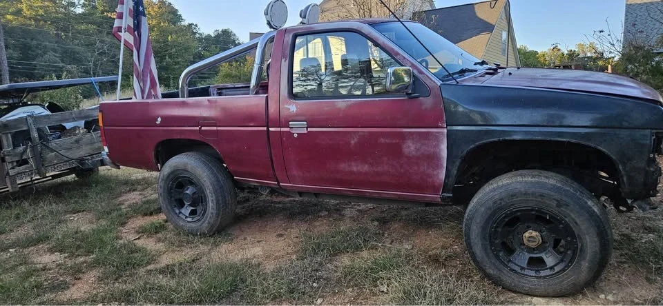 1997 Nissan Frontier 1st Gen - Image 4 of 6
