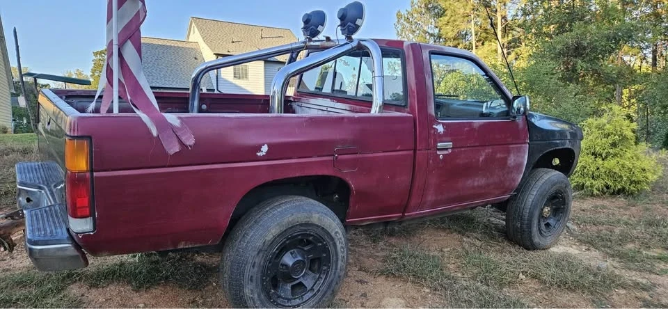 1997 Nissan Frontier 1st Gen - Image 3 of 6