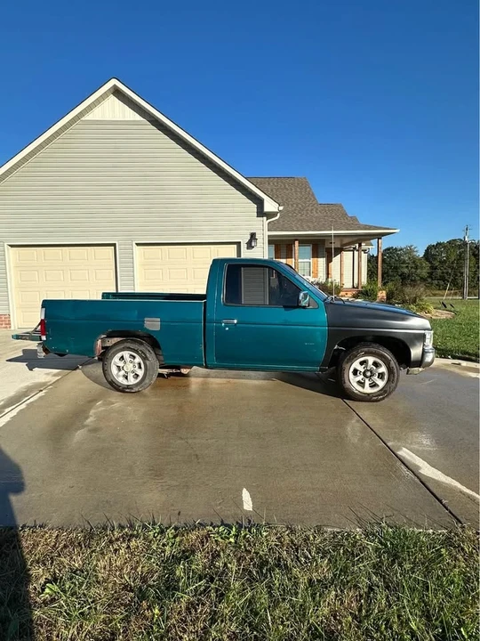 1997 Nissan Frontier 1st Gen - Image 6 of 9