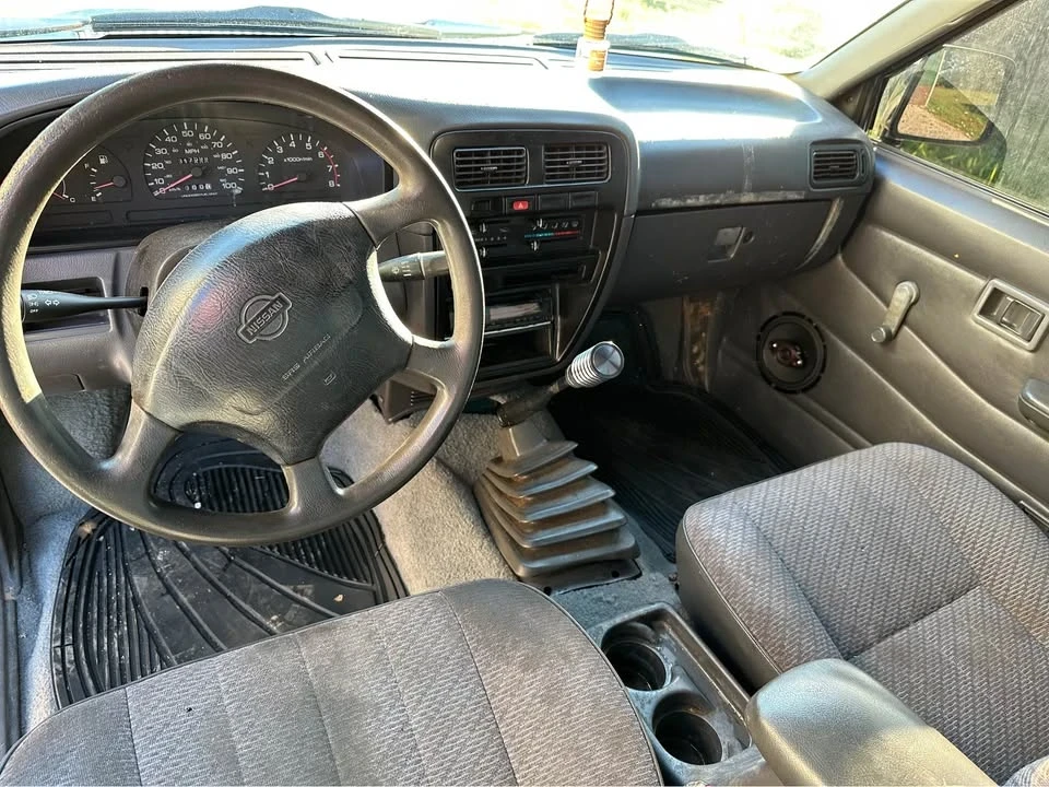 1997 Nissan Frontier 1st Gen - Image 3 of 9