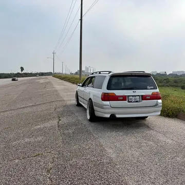 1997 Nissan Stagea