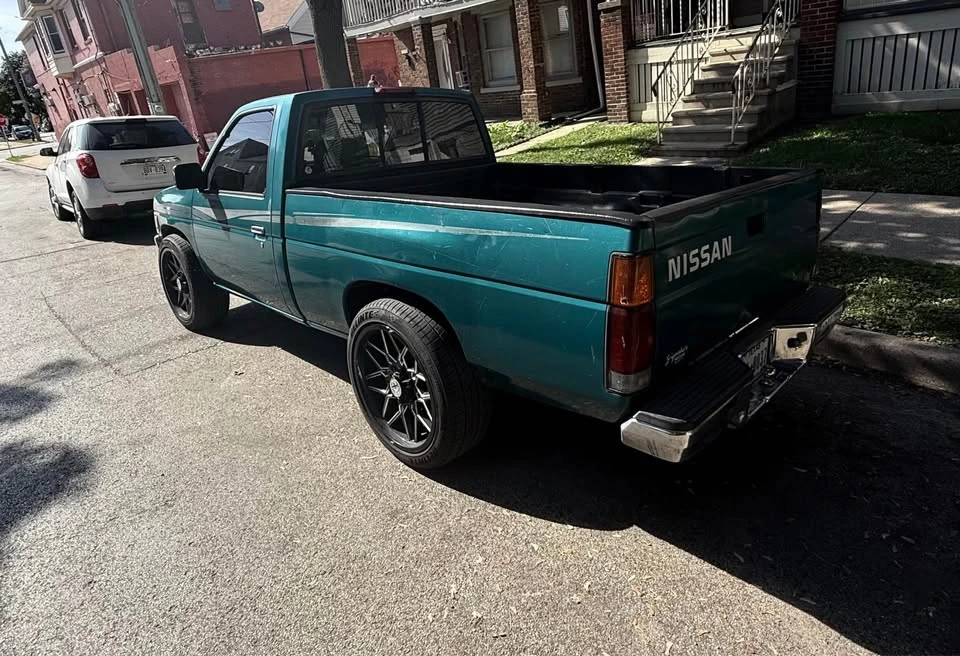 1997 Nissan Frontier 1st Gen - Image 4 of 5