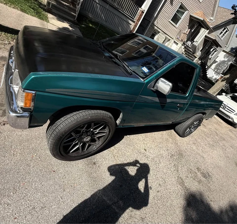 1997 Nissan Frontier 1st Gen - Image 3 of 5