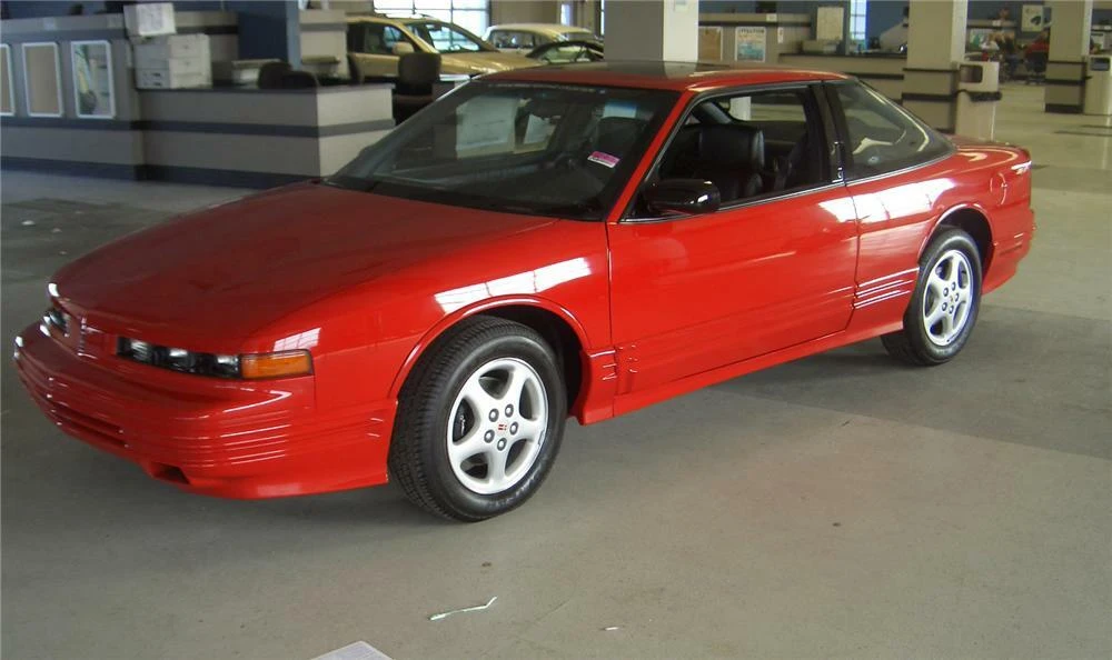 1997 Oldsmobile Cutlass - Image 2 of 2