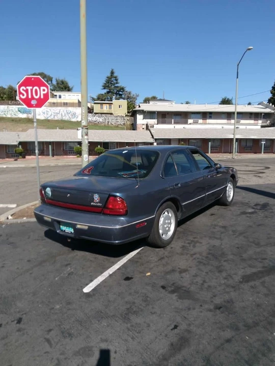 1997 Oldsmobile 88 - Image 6 of 8