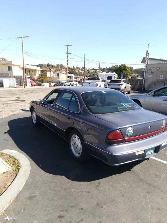 1997 Oldsmobile 88 - Image 4 of 8