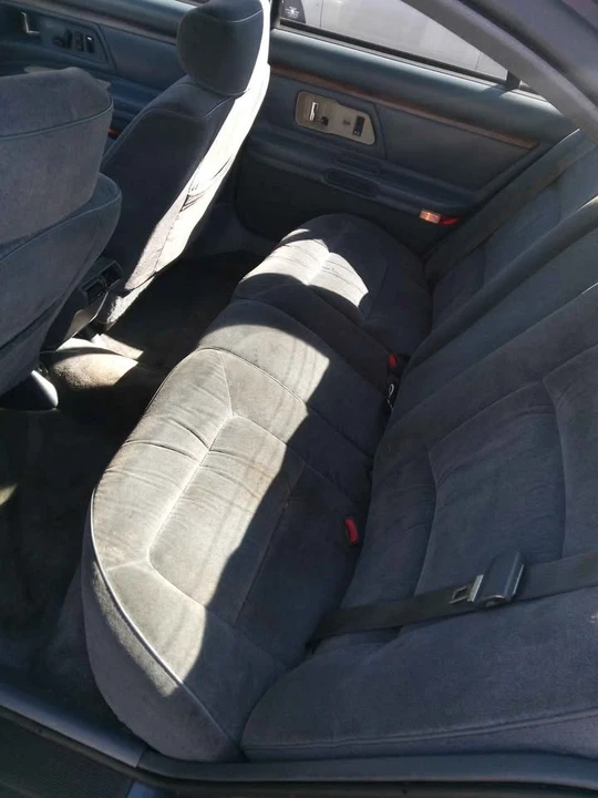 1997 Oldsmobile 98 - Image 3 of 8