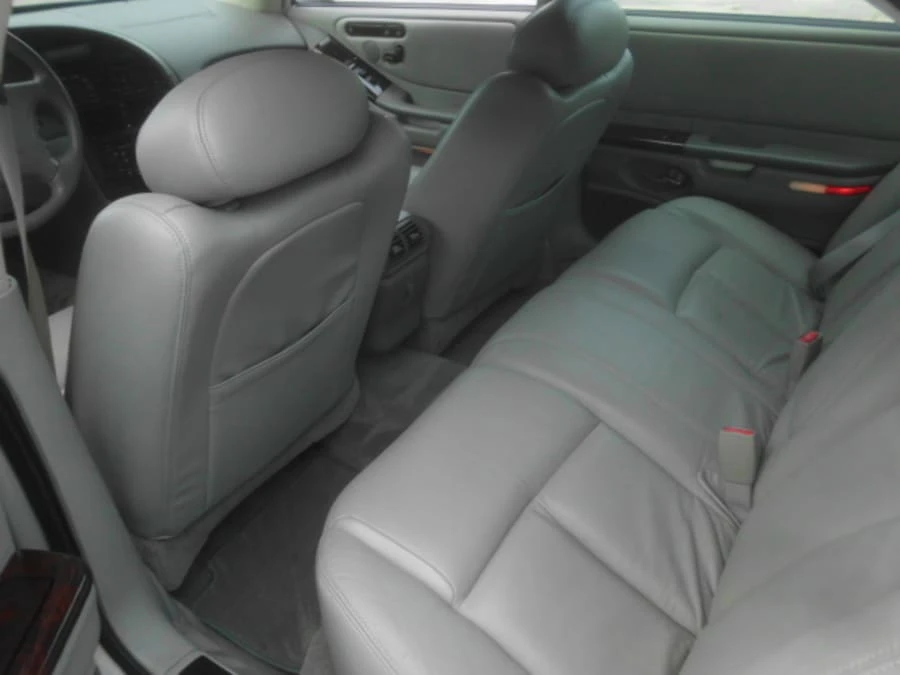1997 Oldsmobile Aurora - Image 6 of 9