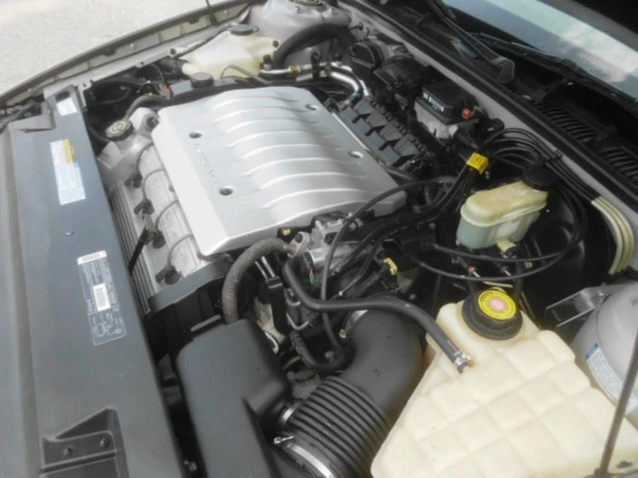 1997 Oldsmobile Aurora - Image 7 of 9