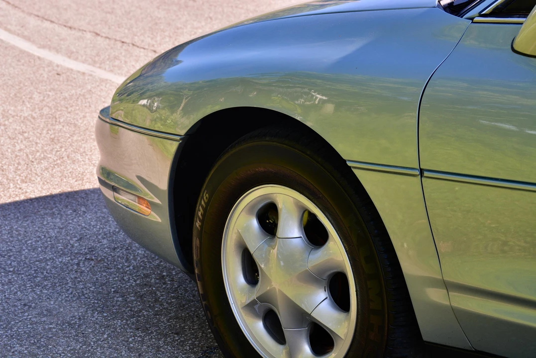 1997 Oldsmobile Aurora - Image 12 of 31