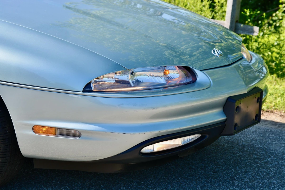 1997 Oldsmobile Aurora - Image 10 of 31