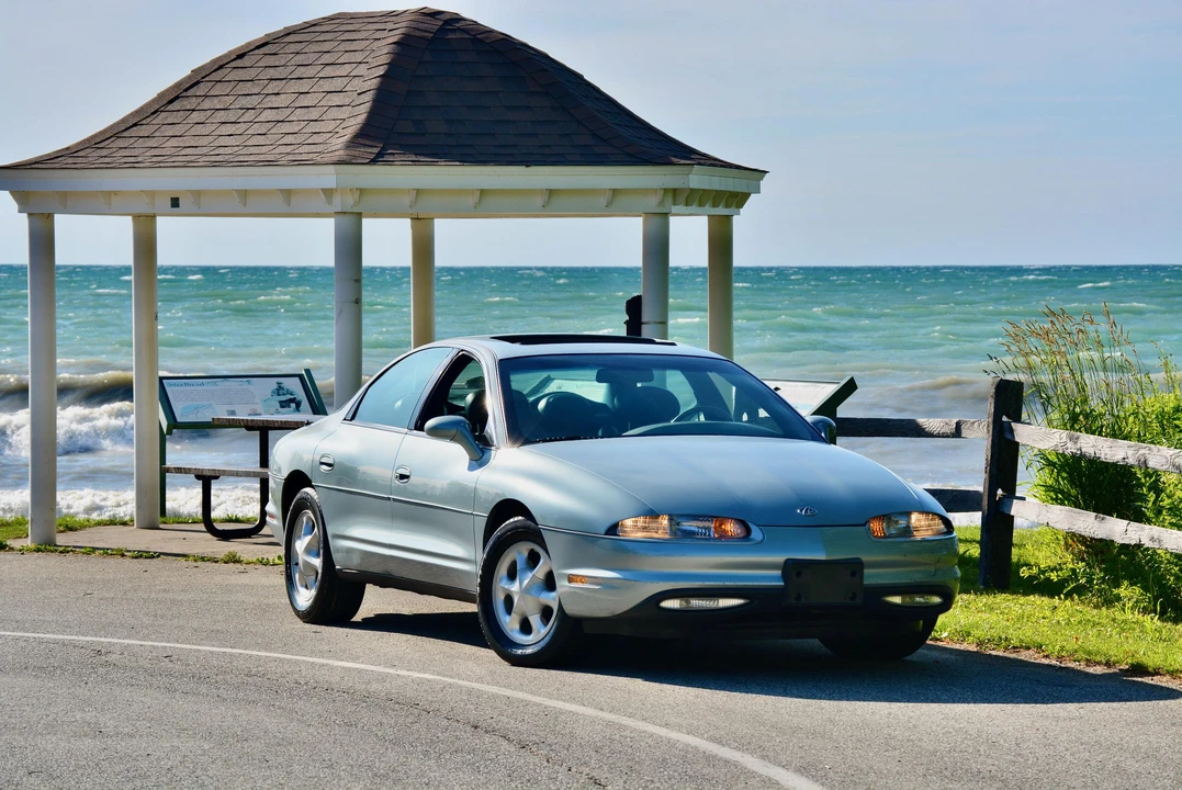1997 Oldsmobile Aurora - Image 7 of 31