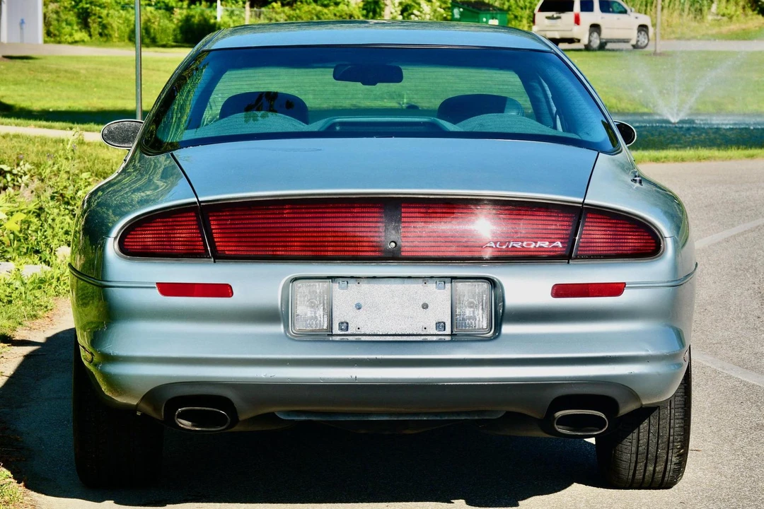 1997 Oldsmobile Aurora - Image 5 of 31