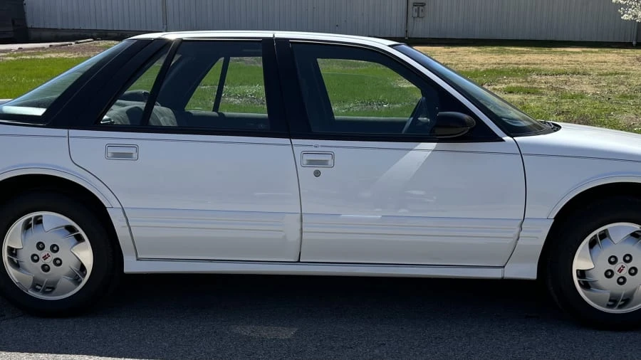 1997 Oldsmobile Cutlass - Image 6 of 7
