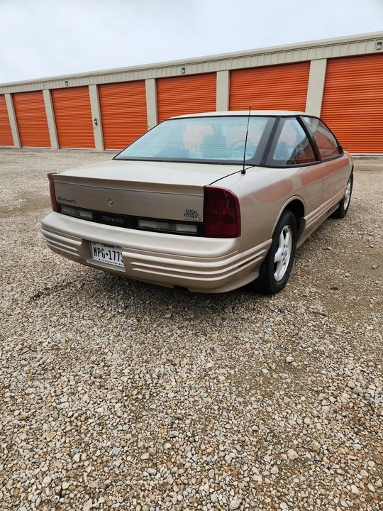 1997 Oldsmobile Cutlass - Image 2 of 7