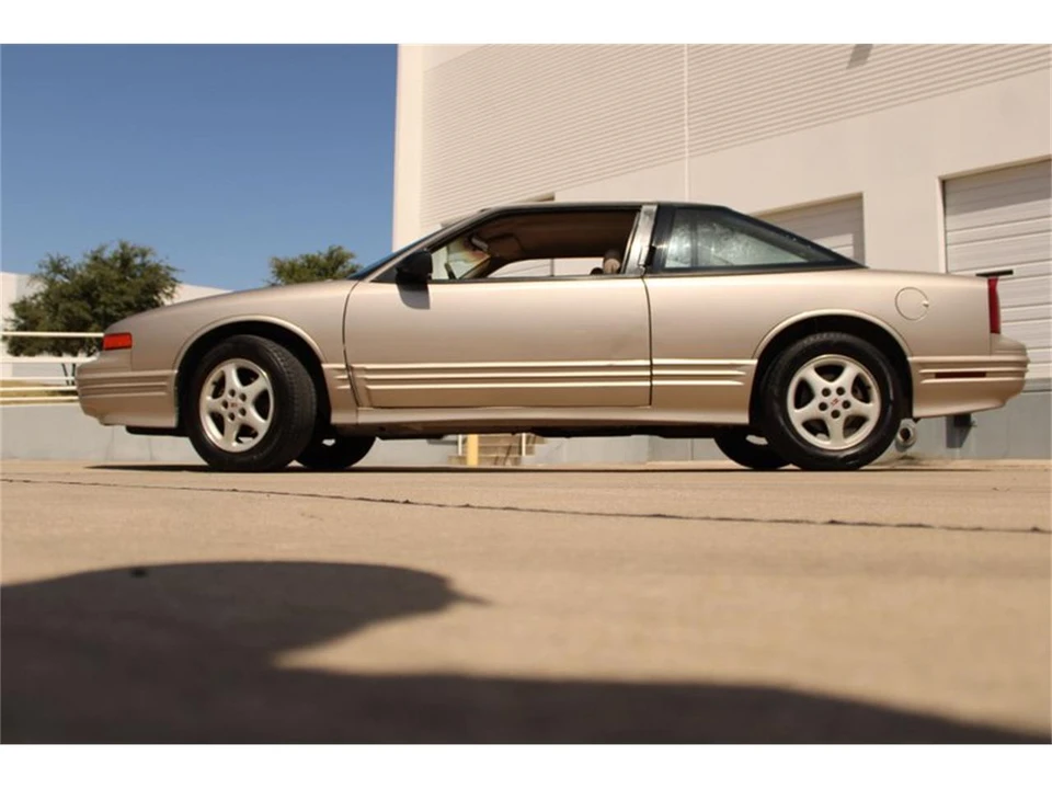 1997 Oldsmobile Cutlass Supreme - Image 7 of 31