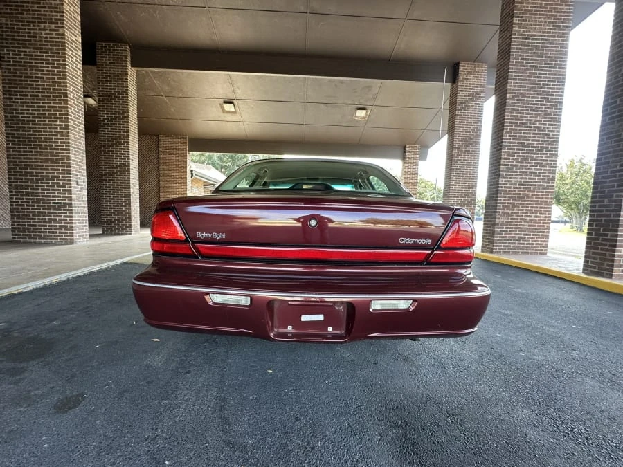 1997 Oldsmobile 88 - Image 4 of 14