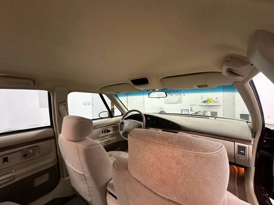 1997 Oldsmobile 88 - Image 26 of 31