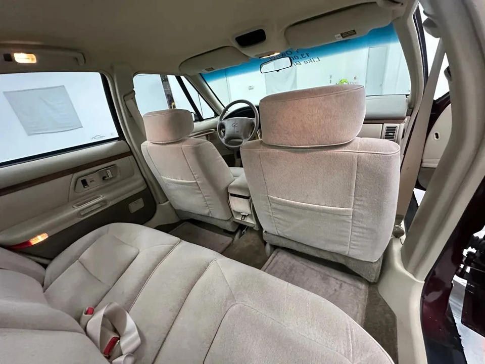 1997 Oldsmobile 88 - Image 22 of 31