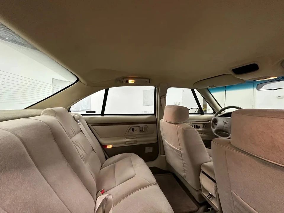 1997 Oldsmobile 88 - Image 23 of 31