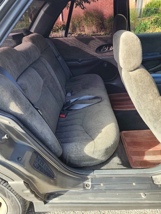 1997 Oldsmobile Cutlass - Image 15 of 19
