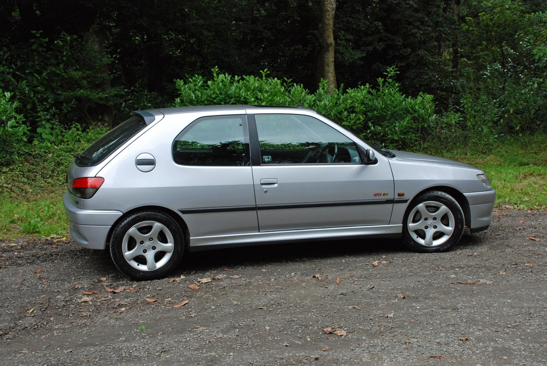 1997 Peugeot - Image 11 of 31