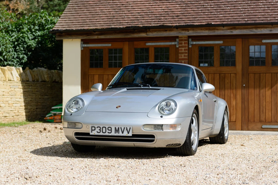 1997 Porsche 993 Carrera 4 - Image 4 of 31