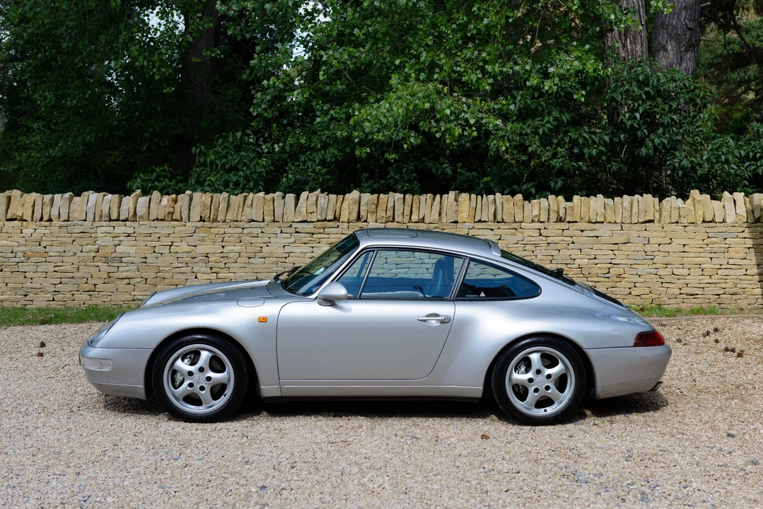 1997 Porsche 993 Carrera 4 - Image 7 of 31