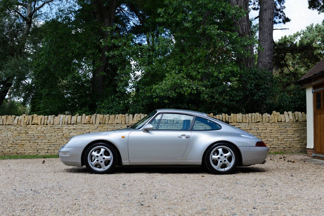 1997 Porsche 993 Carrera 4 - Image 8 of 31