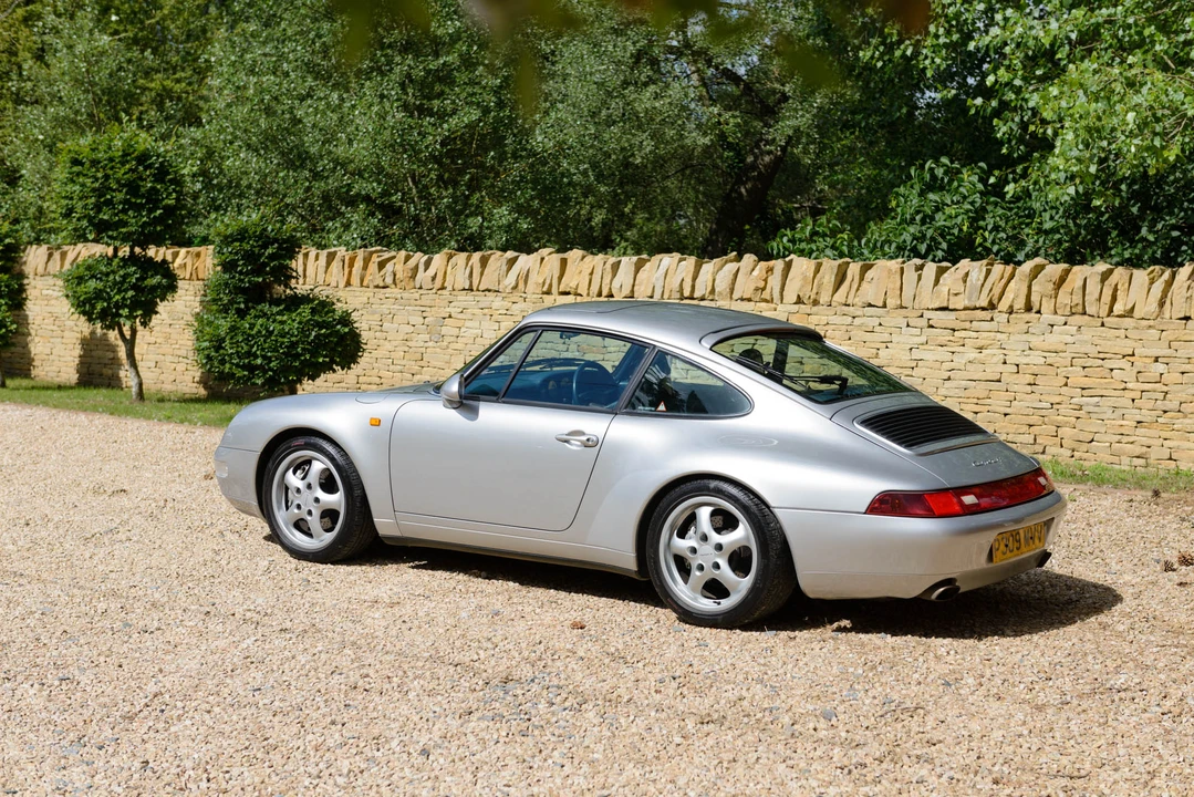 1997 Porsche 993 Carrera 4 - Image 12 of 31