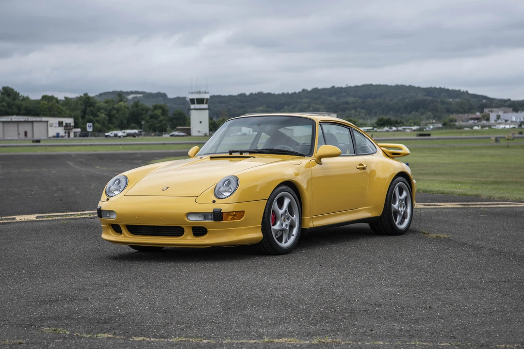 1997 Porsche 993 Carrera 4S - Image 12 of 31
