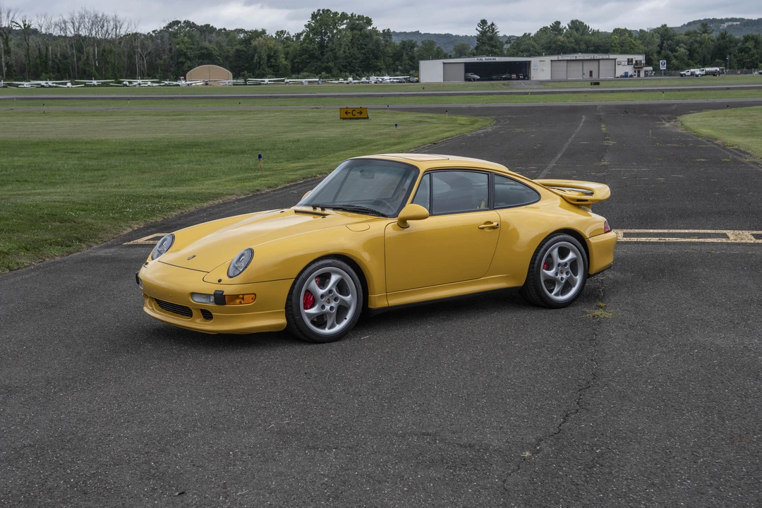 1997 Porsche 993 Carrera 4S - Image 27 of 31